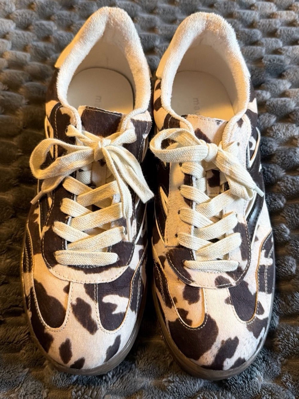 Womens Cow Print Lace-Up Sneakers - Brown & White